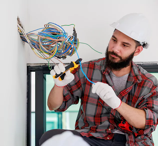 Professional Low Voltage Electrician: Your Local Systems Technician in Deltona, FL
